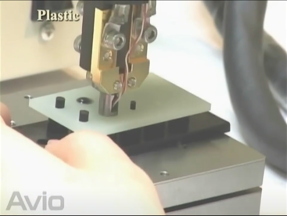 線(xiàn)路板的熱鉚接